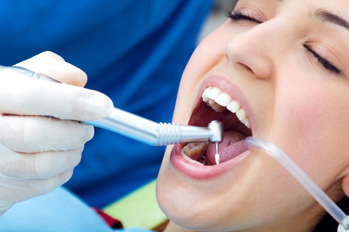 should wisdom teeth be removed before starting braces or invisalign what teens and adults should know